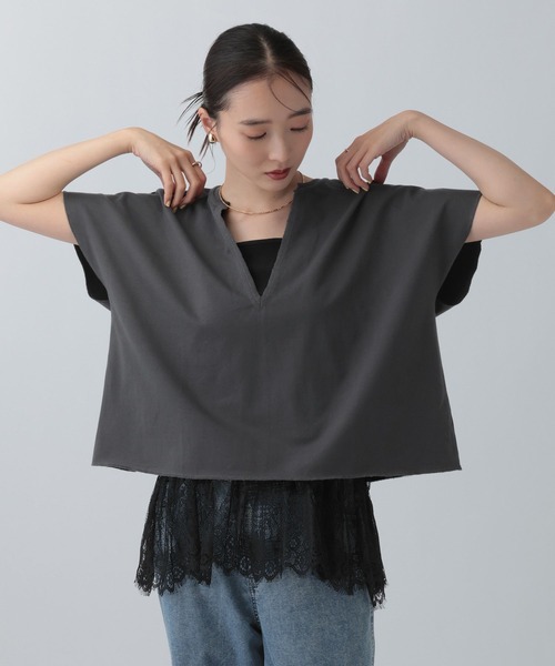 LEPSIM(レプシィム)の「深スリットミニ裏毛プルオーバーSS 724631(Tシャツ/カットソー・レディース・パープル/ブラウン/ライトグレー/オフホワイト・FREE)」の13枚目の写真