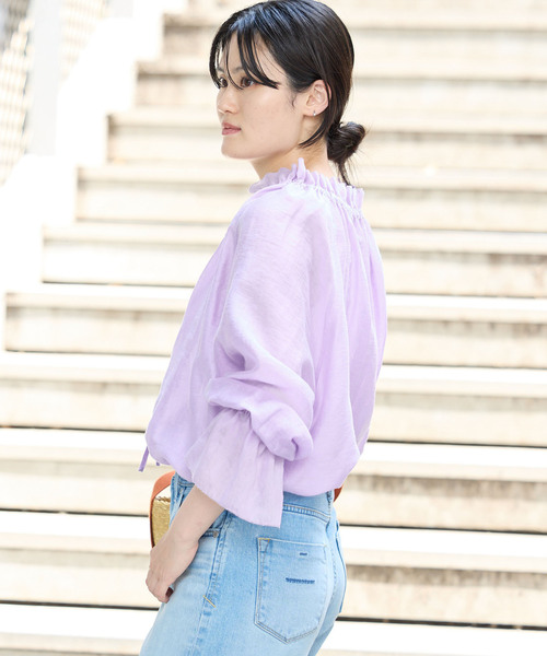 IENA(イエナ)の「リネンミックスカールマイヤー ギャザーブラウス(シャツ/ブラウス・レディース・グリーン/ホワイト/ラベンダー・FREE)」の10枚目の写真