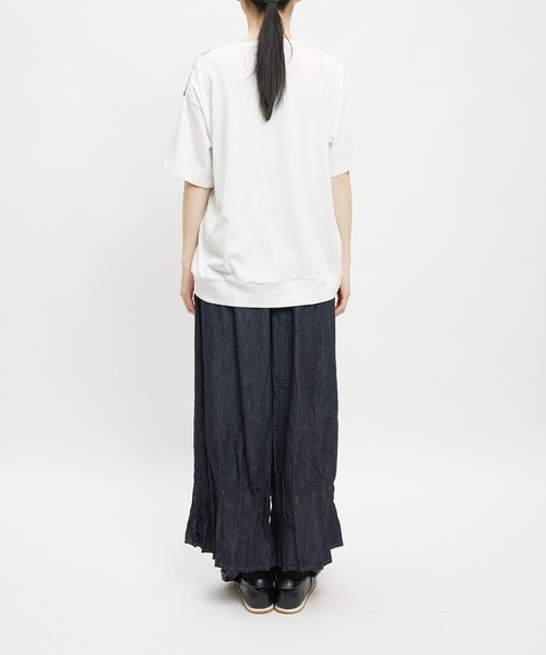 gomme(ゴム)の「ロンドンシャーリングT(Tシャツ/カットソー・レディース・ブラック/ホワイト・MEDIUM)」の13枚目の写真