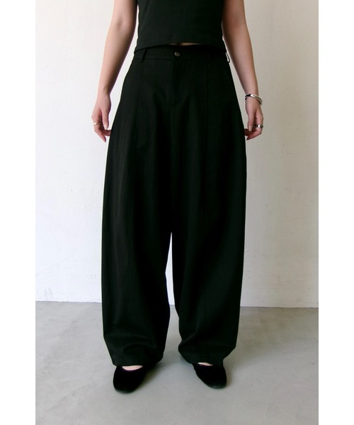 ANF.MUU（アンフムー）の「センターシームカーブパンツ（チノパンツ・レディース・ブラック/ブラウン/ネイビー・FREE）」の6枚目の写真