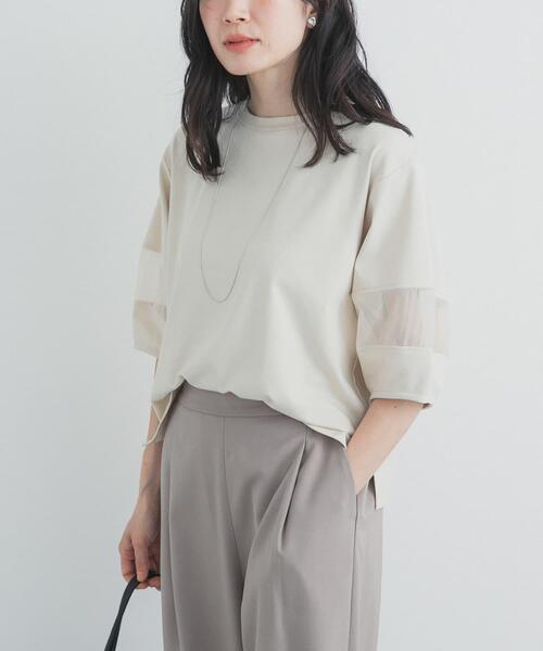 URBAN RESEARCH DOORS(アーバンリサーチドアーズ)の「異素材ドッキングスリーブプルオーバー(Tシャツ/カットソー・レディース・グリーン系その他/ナチュラル/ネイビー・FREE)」の4枚目の写真