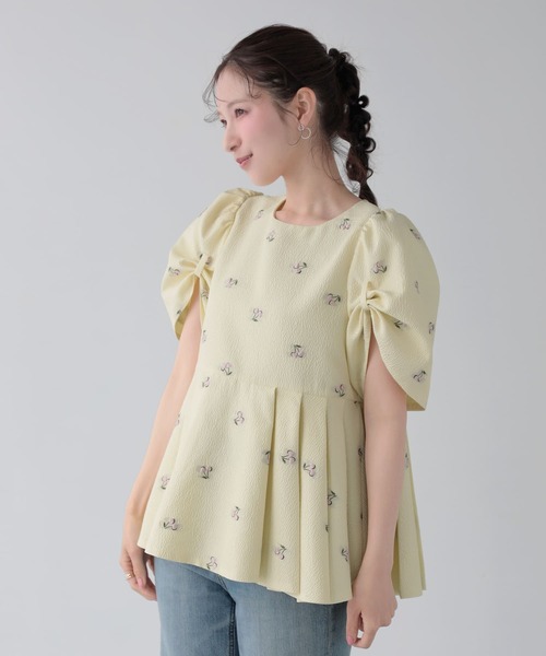 Fit more(フィットモア)の「チェリー柄タックペプラムトップス(その他トップス・レディース・ピンク/イエロー/ホワイト・FREE)」の3枚目の写真