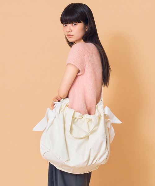 Casselini(キャセリーニ)の「Casselini(キャセリーニ)ビッグサイドリボンBAG(トートバッグ・レディース・ブルー/ブラック/シルバー/アイボリー・FREE)」の22枚目の写真