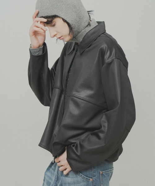 WHYTO.(ホワイト)の「「WHYTO. / ホワイト」leather like shirt jacket(シャツ/ブラウス・レディース・ブラウン/ブラック・36/38)」の2枚目の写真