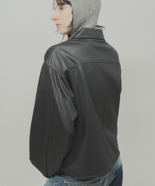 WHYTO.(ホワイト)の「「WHYTO. / ホワイト」leather like shirt jacket(シャツ/ブラウス・レディース・ブラウン/ブラック・36/38)」の8枚目の写真