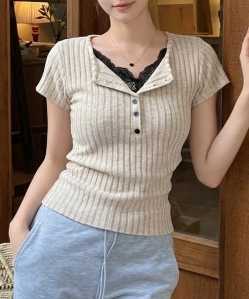 HAILY(ヘイリー)の「胸元レースドッキングヘンリーネックリブTシャツ(Tシャツ/カットソー・レディース・チャコールグレー/オートミール・FREE)」の13枚目の写真