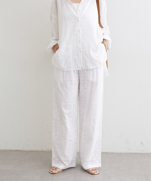 LARUTA(ラルータ)の「【LARUTA】パネル刺繍イージーパンツ(その他パンツ・レディース・ブラック/ブラウン/アイボリー・MEDIUM/LARGE)」の5枚目の写真