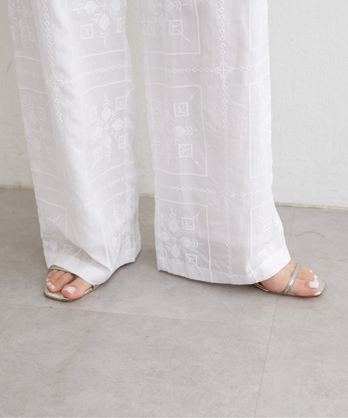LARUTA(ラルータ)の「【LARUTA】パネル刺繍イージーパンツ(その他パンツ・レディース・ブラック/ブラウン/アイボリー・MEDIUM/LARGE)」の11枚目の写真