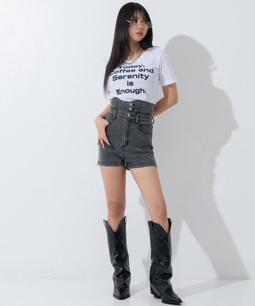 ANAP(アナップ)の「ハイウエスト デニムショートパンツ(デニムパンツ・レディース・ブルー/ブラック/グレー・F)」の12枚目の写真