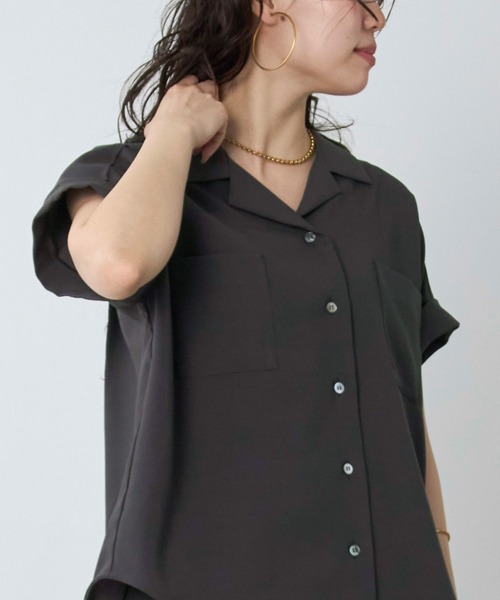 MICA&DEAL(マイカ&ディール)の「オープンカラーシャツ〈セットアップ対応〉(シャツ/ブラウス・レディース・チャコールグレー/カーキ/ダークネイビー・FREE)」の5枚目の写真