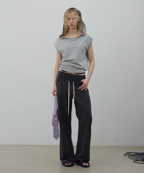 LCDC TM(エルシーディーシーティーエム)の「STRING DETAIL HOODED TOP(Tシャツ/カットソー・レディース・グレー・S/M)」の4枚目の写真