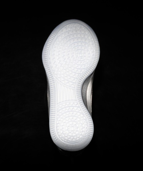 NIKE(ナイキ)の「NIKE BOOK 2 EP / ナイキ ブック 2 EP【SP】(スニーカー・メンズ・シルバー・26.0cm/26.5cm/27.0cm/27.5cm/28.0cm/28.5cm/29.0cm/30.0cm)」の10枚目の写真