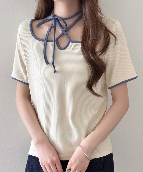 DAY CLOSET(デイ クローゼット)の「【アレンジし放題なマルチウェイネックストラップ】半袖パイピング 配色 リブ プルオーバー レディース(Tシャツ/カットソー・レディース・ホワイト×ブルー/ブラック×ホワイト・FREE)」の1枚目の写真