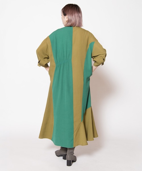 OSMOSIS(オズモーシス)の「バイカラーアシンメトリーワンピース(ワンピース・レディース・ブラック/カーキ/ネイビー・ONE SIZE)」の16枚目の写真