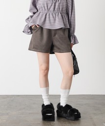 スエードショートパンツ