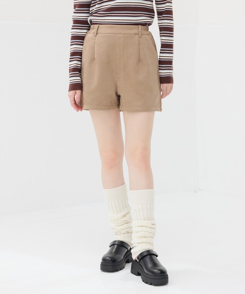 Honeys(ハニーズ)の「スエードショートパンツ(その他パンツ・レディース・ブラウン/ベージュ・L/LL/M/S/SS)」の11枚目の写真