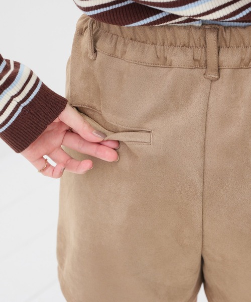 Honeys(ハニーズ)の「スエードショートパンツ(その他パンツ・レディース・ブラウン/ベージュ・L/LL/M/S/SS)」の18枚目の写真