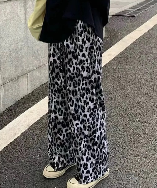 Vipoa(ヴィポア)の「Leopard drape pleats pants(その他パンツ・レディース・グレー/ブラウン・FREE)」の2枚目の写真