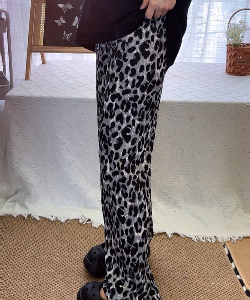 Vipoa(ヴィポア)の「Leopard drape pleats pants(その他パンツ・レディース・グレー/ブラウン・FREE)」の5枚目の写真