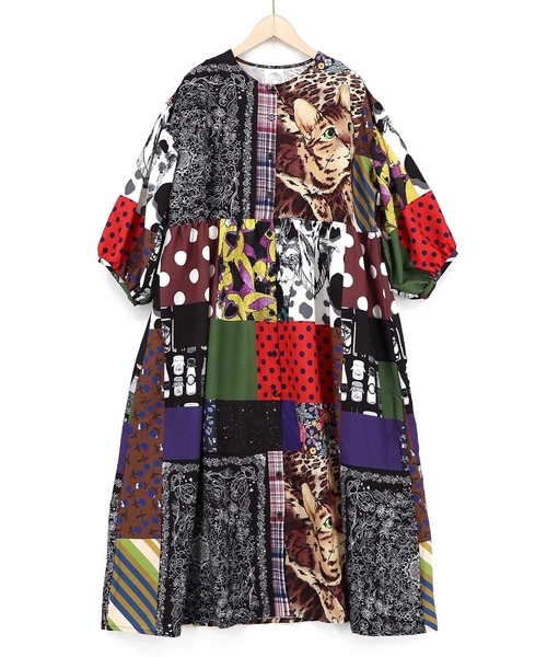 ScoLar(スカラー)の「163613:POPコラージュ総柄シャツワンピース(ワンピース・レディース・ネイビー/ブラック・M)」の11枚目の写真