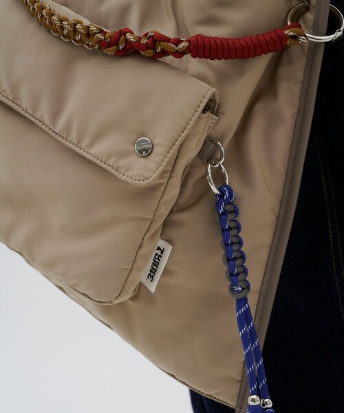 CIAOPANIC TYPY(チャオパニックティピー)の「:ZOZO限定【TYNNE.】トライアングルミックスコードデザインBAG(トートバッグ・レディース・ブラック/ベージュ・ONE SIZE)」の9枚目の写真