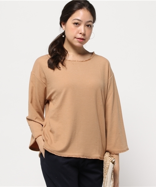 Discoat Parisien(ディスコートパリシアン)の「フリンジ付タテリップルプルオーバー(Tシャツ/カットソー・レディース・オフホワイト/グレー/キャメル・LARGE/MEDIUM)」の3枚目の写真