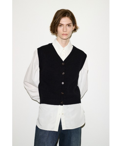 THROW by SLY(スローバイスライ)の「THROW 2WAY BUTTON KNIT VEST 2ウェイボタンニットベスト 秋服(ベスト・レディース・グレイッシュベージュ/ブラック・FREE)」の3枚目の写真