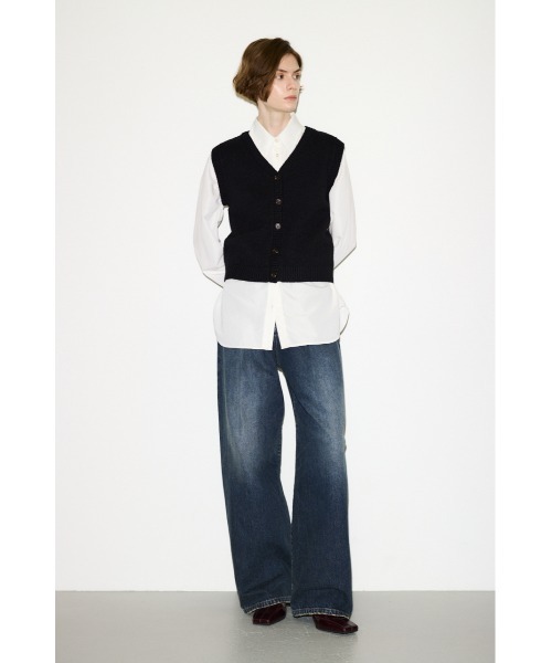THROW by SLY(スローバイスライ)の「THROW 2WAY BUTTON KNIT VEST 2ウェイボタンニットベスト 秋服(ベスト・レディース・グレイッシュベージュ/ブラック・FREE)」の5枚目の写真