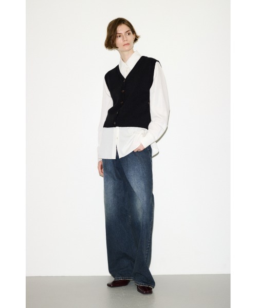 THROW by SLY(スローバイスライ)の「THROW 2WAY BUTTON KNIT VEST 2ウェイボタンニットベスト 秋服(ベスト・レディース・グレイッシュベージュ/ブラック・FREE)」の6枚目の写真