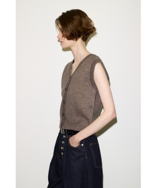 THROW by SLY(スローバイスライ)の「THROW 2WAY BUTTON KNIT VEST 2ウェイボタンニットベスト 秋服(ベスト・レディース・グレイッシュベージュ/ブラック・FREE)」の15枚目の写真