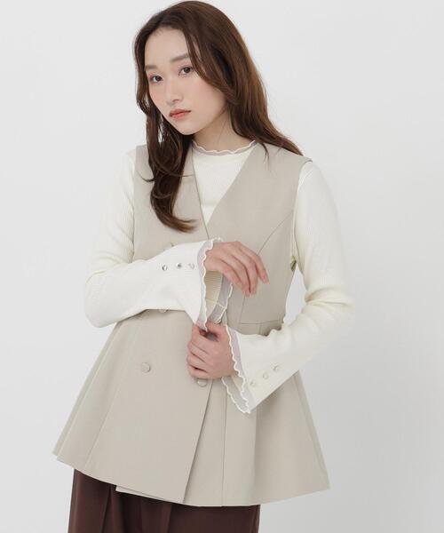 NATURAL BEAUTY BASIC（ナチュラルビューティーベーシック）の「ノーカラータックジレ（ベスト・レディース・ベージュ/チャコールグレー・MEDIUM/SMALL）」の14枚目の写真