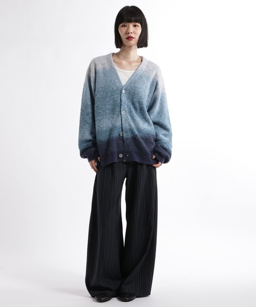 HARE(ハレ)の「グラデMELLOWニットカーディガン(HARE)(カーディガン/ボレロ・メンズ・ブルー/ブラック/パープル/レッド・FREE)」の21枚目の写真