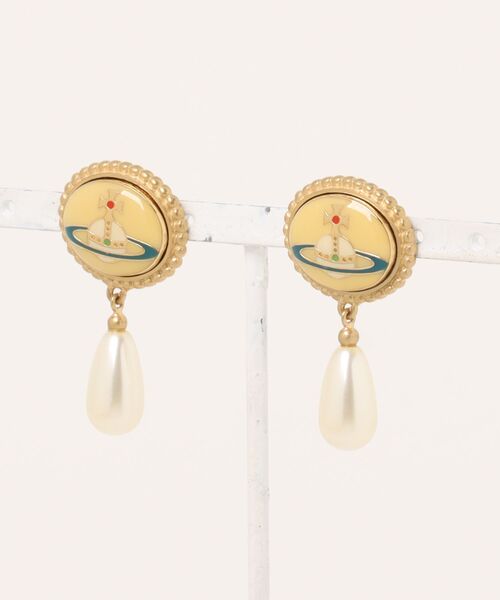 Vivienne Westwood（ヴィヴィアンウエストウッド）の「ENAMEL BUTTON EARRINGS（イヤリング・レディース・レッド系その他4/レッド系その他3/ブラック系その他/イエロー/イエロー系その他2・FREE）」の3枚目の写真