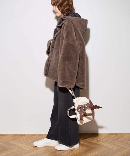 collection PRIVEE?(コレクションプリヴェ)の「COLLECTION PRIVEE? 別注 ECO-FUR JK hoodpockets ジャケット(その他アウター・レディース・ブラック系その他・42)」の3枚目の写真