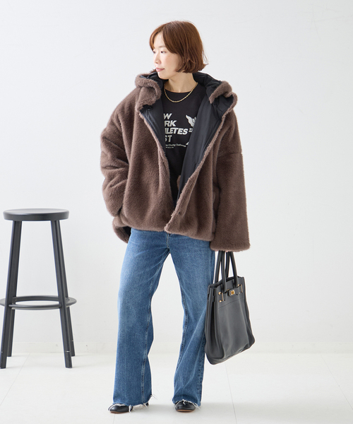 collection PRIVEE?(コレクションプリヴェ)の「COLLECTION PRIVEE? 別注 ECO-FUR JK hoodpockets ジャケット(その他アウター・レディース・ブラック系その他・42)」の4枚目の写真