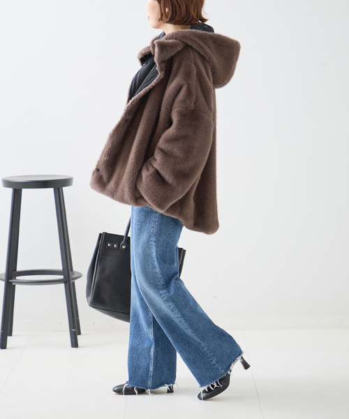 collection PRIVEE?(コレクションプリヴェ)の「COLLECTION PRIVEE? 別注 ECO-FUR JK hoodpockets ジャケット(その他アウター・レディース・ブラック系その他・42)」の14枚目の写真