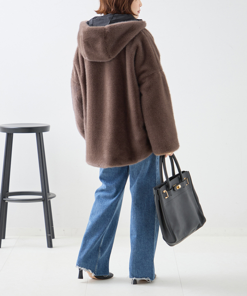 collection PRIVEE?(コレクションプリヴェ)の「COLLECTION PRIVEE? 別注 ECO-FUR JK hoodpockets ジャケット(その他アウター・レディース・ブラック系その他・42)」の15枚目の写真