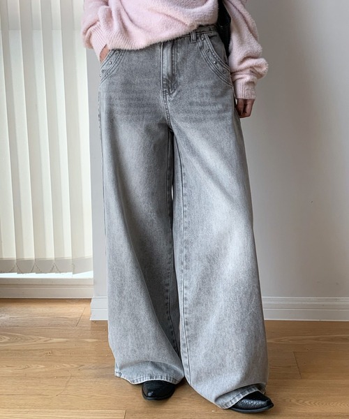 CHUN CHUN NOTES(チュンチュンノーツ)の「26AW/スタッズデザインウォッシュワイドデニムパンツ(デニムパンツ・レディース・ネイビー/グレー・S/M)」の1枚目の写真