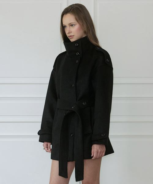 ROSEFRANTZ（ロゼフランツ）の「Belted Funnel-Neck Wool Half Coat [Black]（チェスターコート・レディース・ブラック・FREE）」の2枚目の写真