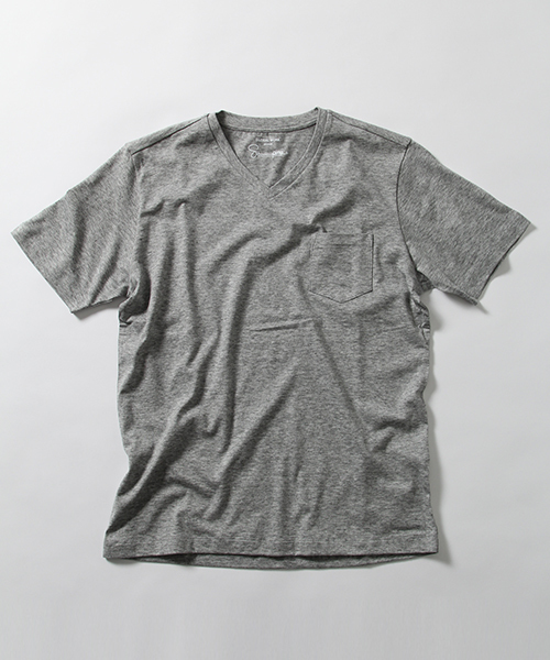 GLOBAL WORK(グローバルワーク)の「【高品質素材使用】スーピマVネックT/707596(Tシャツ/カットソー・メンズ・グレー/ネイビー/ダークグレー/ホワイト/ライトブルー/オレンジ/グリーン/ダークブラウン・SMALL/LARGE/MEDIUM/X-LARGE)」の2枚目の写真