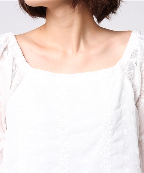 N.(N. Natural Beauty Basic)(エヌエヌナチュラルビューティーベーシック)の「エンブロイダリーオフショルフレアスリーブ(シャツ/ブラウス・レディース・ブラック/グレー/ホワイト・MEDIUM)」の7枚目の写真