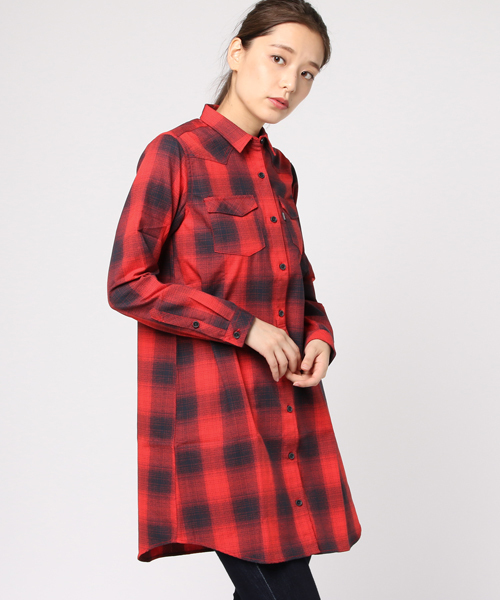 AIGLE（エーグル）の「W HIWアムンゼンチェックチュニックシャツ長袖（シャツ/ブラウス・レディース・レッド/ブルー・38/36/40）」の12枚目の写真