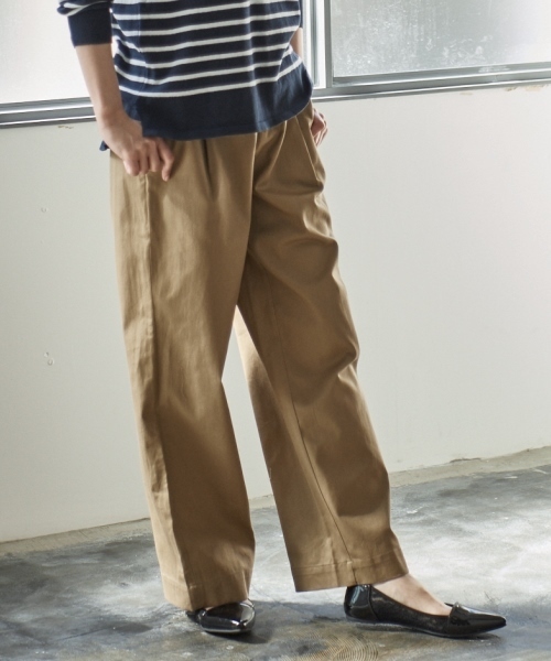 AMERICAN HOLIC(アメリカンホリック)の「コットンツイルハイウエストチノパンツ(チノパンツ・レディース・ベージュ/カーキ/イエロー/ブルー/ナチュラル/ダークネイビー・S/M/L)」の1枚目の写真