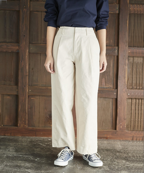 AMERICAN HOLIC(アメリカンホリック)の「コットンツイルハイウエストチノパンツ(チノパンツ・レディース・ベージュ/カーキ/イエロー/ブルー/ナチュラル/ダークネイビー・S/M/L)」の3枚目の写真