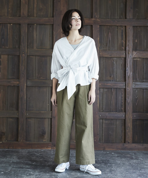 AMERICAN HOLIC(アメリカンホリック)の「コットンツイルハイウエストチノパンツ(チノパンツ・レディース・ベージュ/カーキ/イエロー/ブルー/ナチュラル/ダークネイビー・S/M/L)」の13枚目の写真