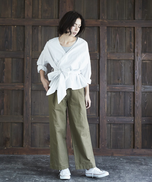 AMERICAN HOLIC(アメリカンホリック)の「コットンツイルハイウエストチノパンツ(チノパンツ・レディース・ベージュ/カーキ/イエロー/ブルー/ナチュラル/ダークネイビー・S/M/L)」の18枚目の写真