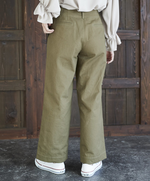 AMERICAN HOLIC(アメリカンホリック)の「コットンツイルハイウエストチノパンツ(チノパンツ・レディース・ベージュ/カーキ/イエロー/ブルー/ナチュラル/ダークネイビー・S/M/L)」の8枚目の写真