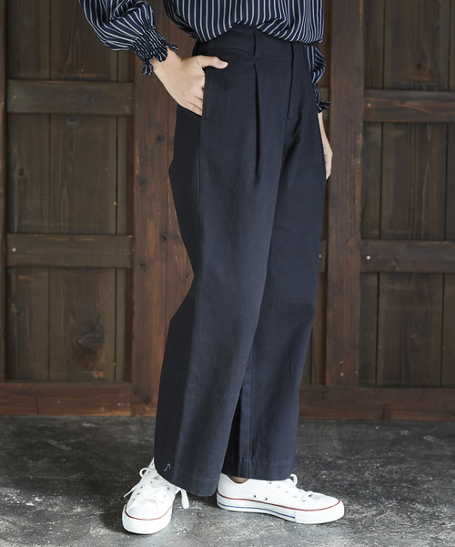 AMERICAN HOLIC(アメリカンホリック)の「コットンツイルハイウエストチノパンツ(チノパンツ・レディース・ベージュ/カーキ/イエロー/ブルー/ナチュラル/ダークネイビー・S/M/L)」の19枚目の写真