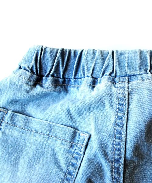 BEATJIVE(ビートジャイブ)の「キッズ テーパード ストレッチ サルエルデニムパンツ(デニムパンツ・キッズ・ライトブルー/インディゴブルー・120/130/140)」の7枚目の写真