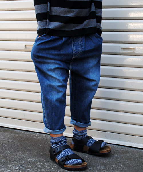 BEATJIVE(ビートジャイブ)の「キッズ テーパード ストレッチ サルエルデニムパンツ(デニムパンツ・キッズ・ライトブルー/インディゴブルー・120/130/140)」の14枚目の写真